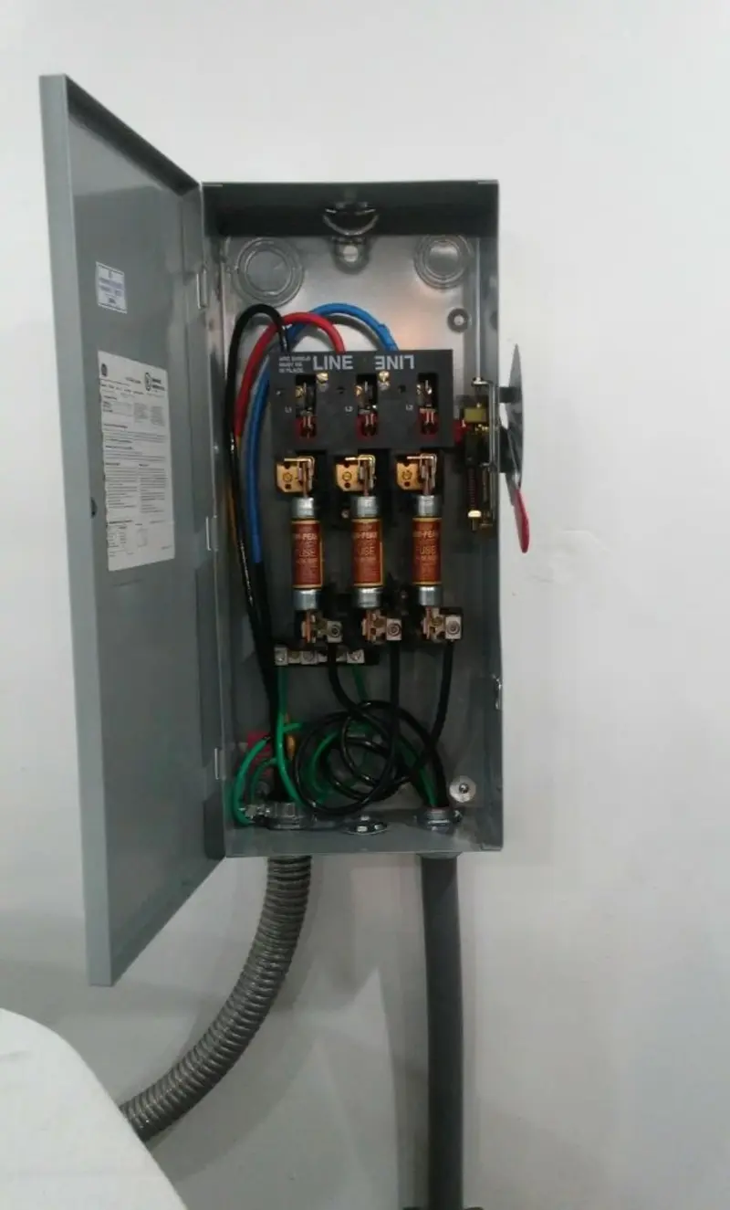 Three-phase disconnect switch installed for Electrical Wiring & Rewiring in Double Oak